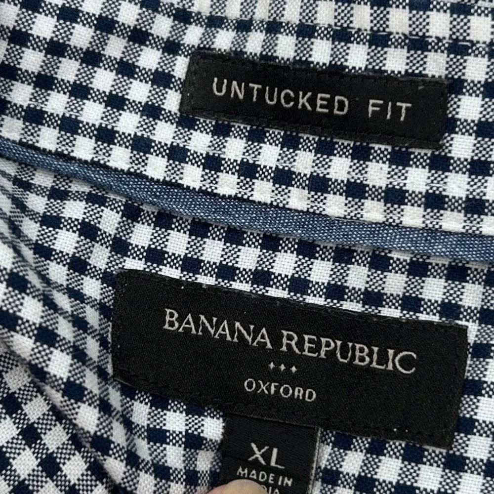 Banana Republic Mens XL Untucked Fit Oxford Shirt Navy Blue Gingham Check Cotton